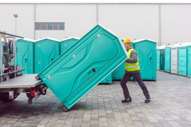 Best Portable restroom trailer rental  in Martinsburg, WV