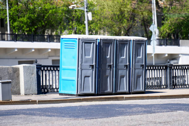 Best Portable restroom trailer rental  in Martinsburg, WV
